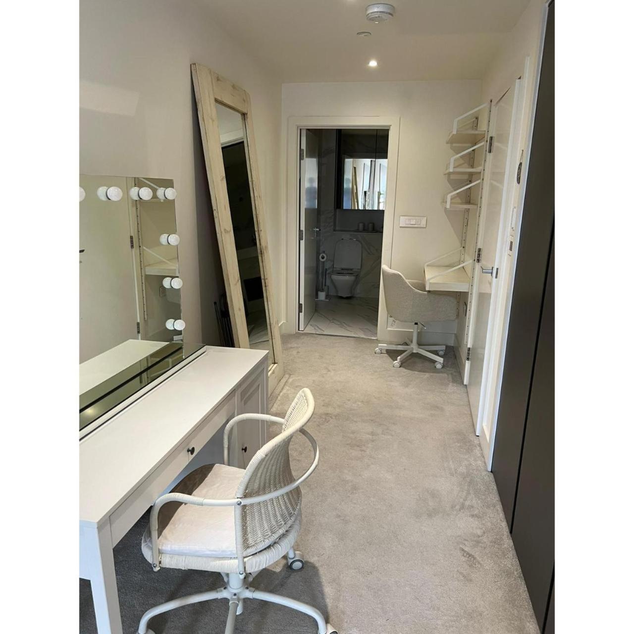 Appartamento F9-fantastic 2 Bedroom Flat In Nw3! *