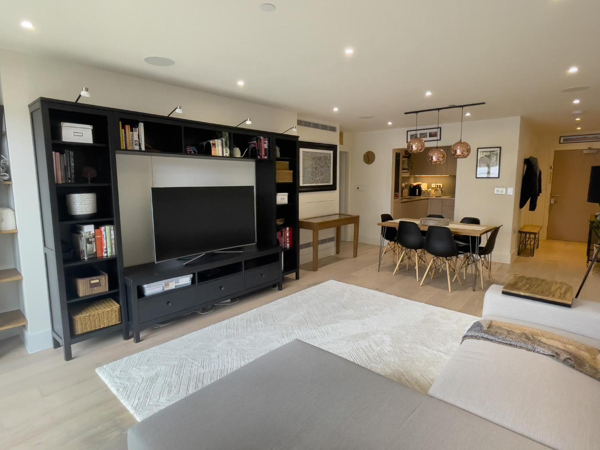 Appartamento F9-fantastic 2 Bedroom Flat In Nw3! *