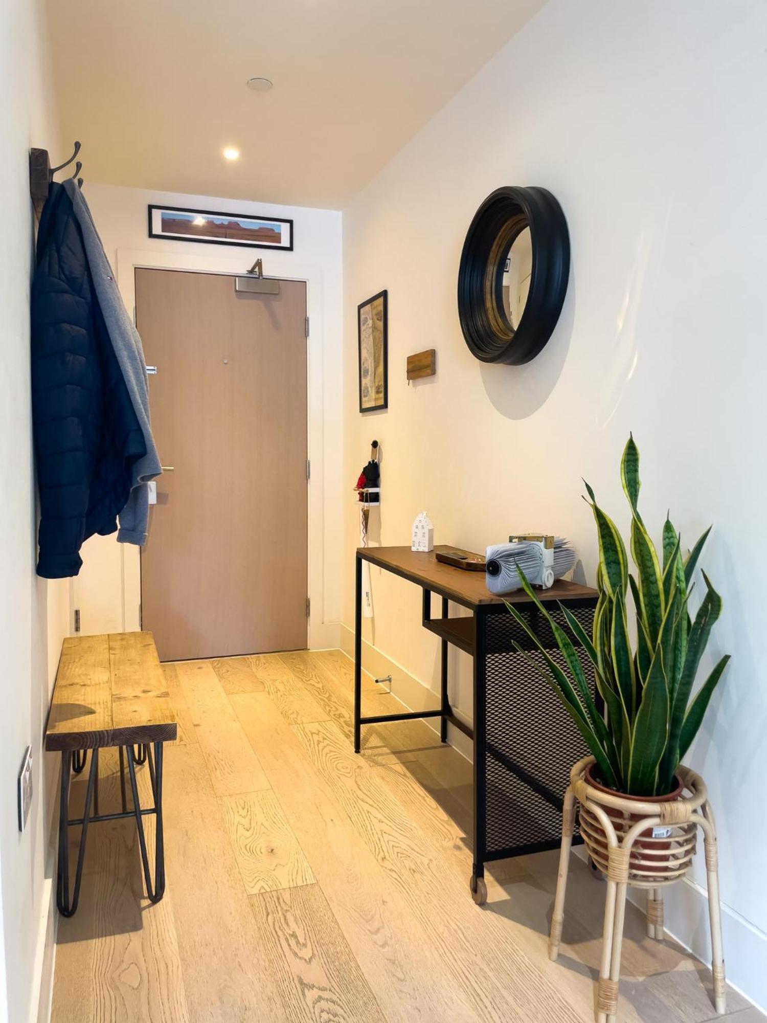 Appartamento F9-fantastic 2 Bedroom Flat In Nw3!